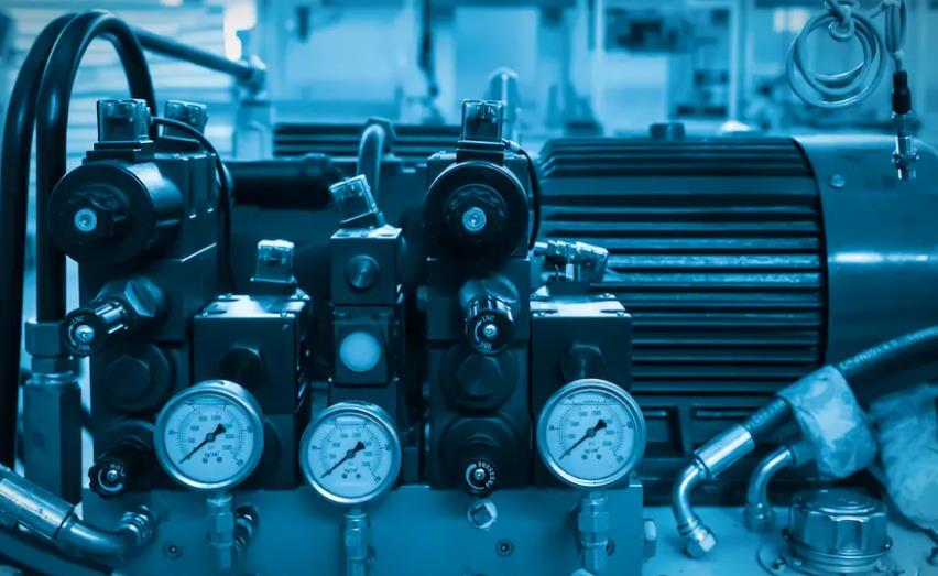 How does temperature affect hydraulic cylinders: Protecting hydraulic systems from extreme temperatures